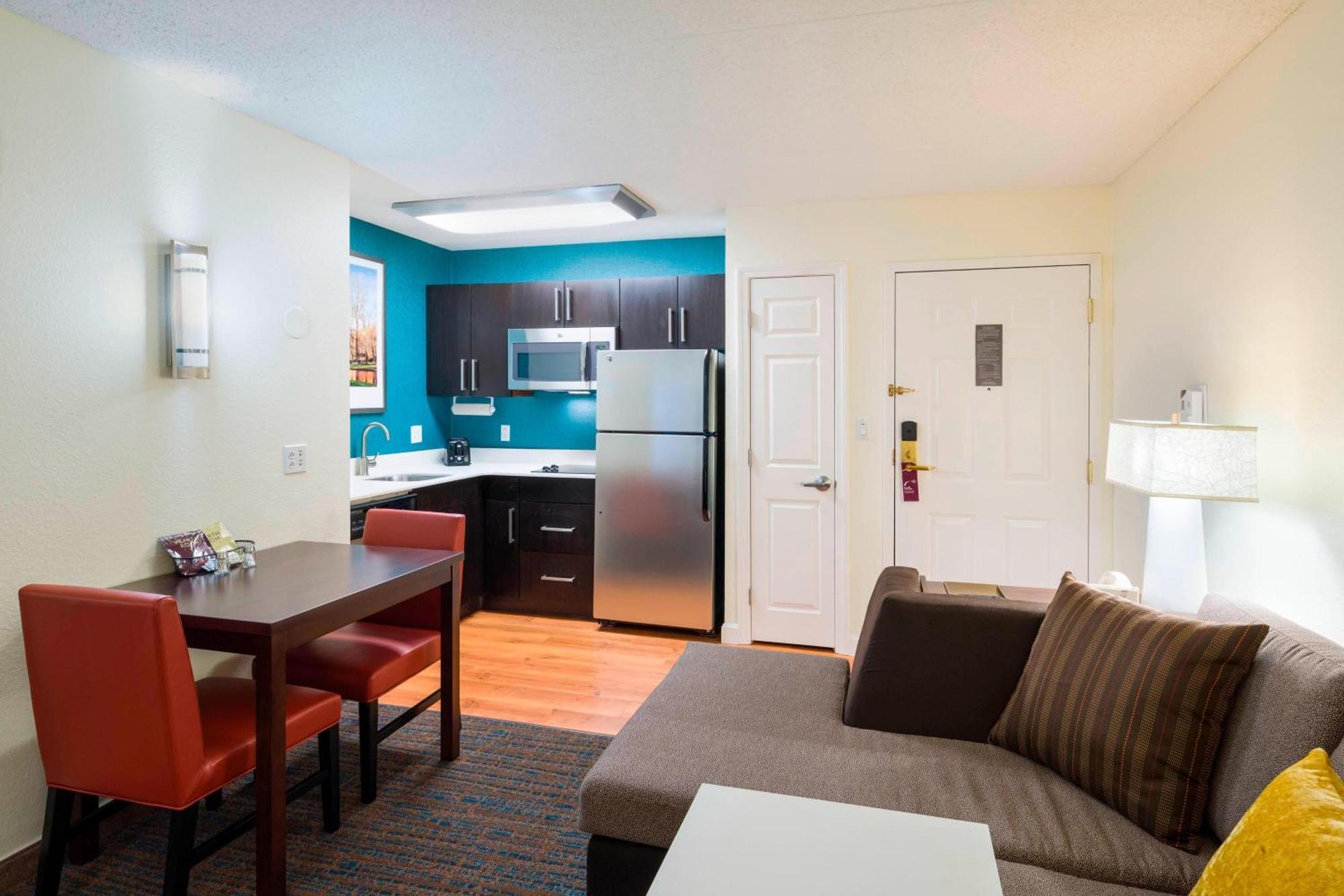 Residence Inn Boston Framingham Bagian luar foto