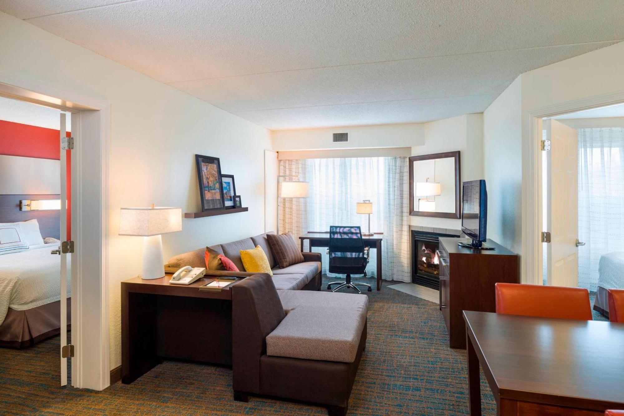 Residence Inn Boston Framingham Bagian luar foto